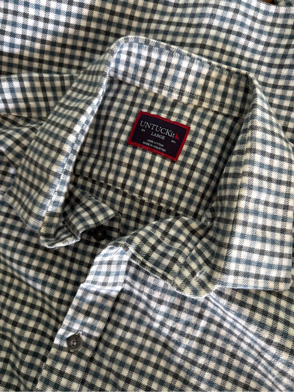 Untuckit Men’s Flannel Gibbston Blue Black Plaid Button Down Size Large